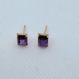 Vintage Dainty Amethyst Emerald Cut Stud Earrings Goldtone 1/4” Classic